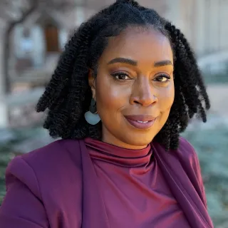 Latonya Vallien